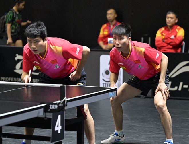 中超联赛的 中超联赛的