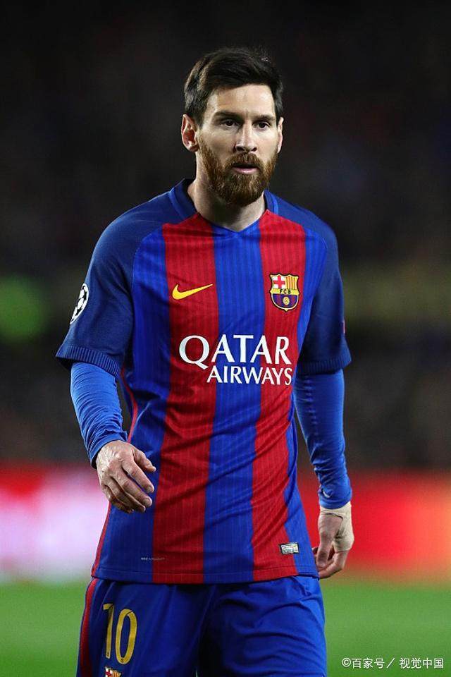 面展現了他 面展現了他